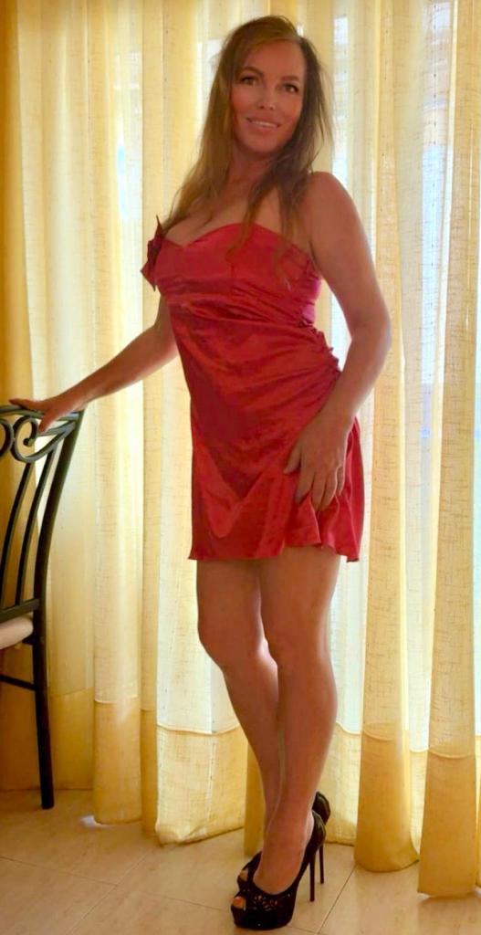 637947528: Chica busca chico en Alicante