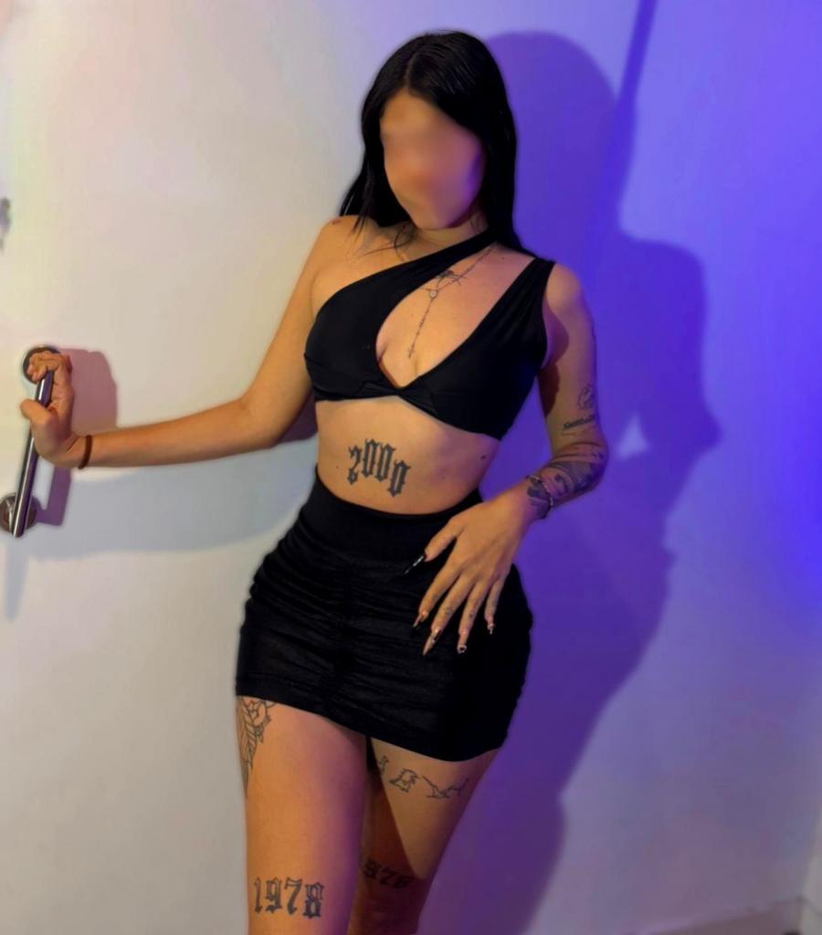637032856: Chica busca chico en Madrid