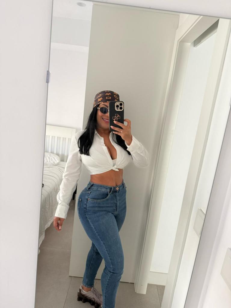 646081607: Chica busca chico en Tarragona