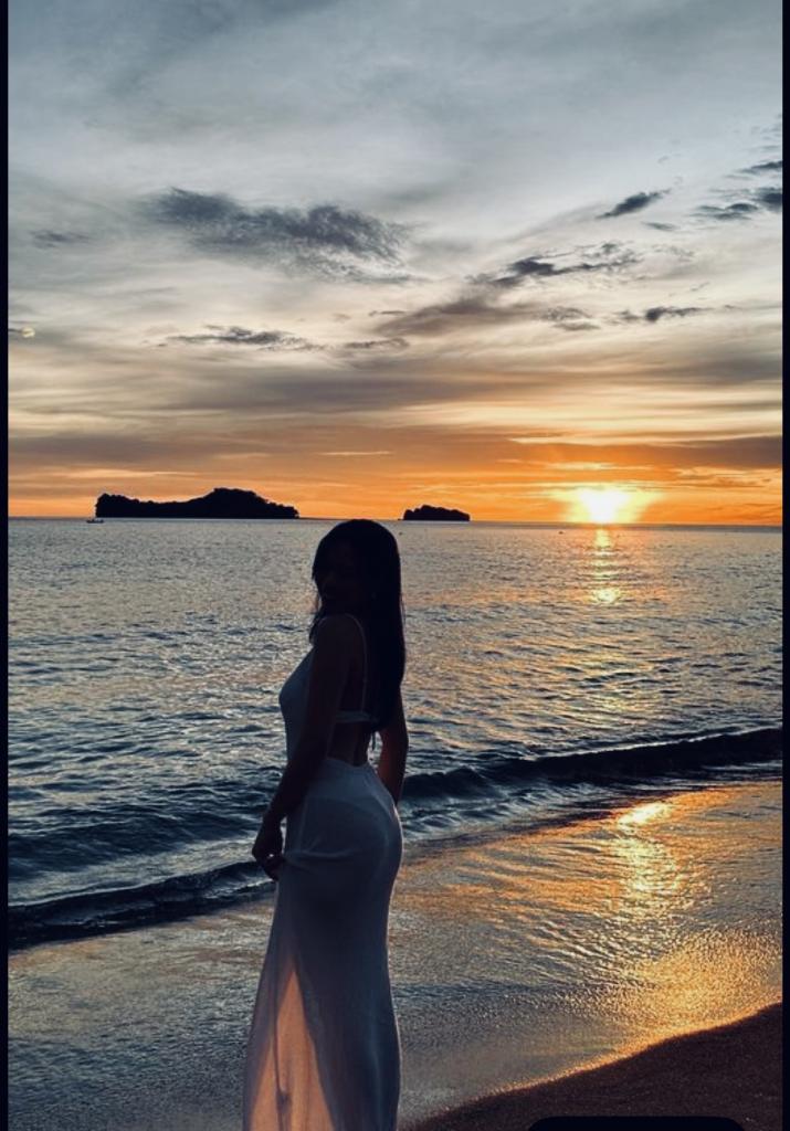 613394280: Chica busca chico en Murcia