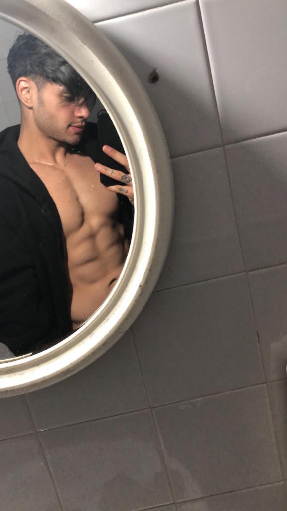 602094971: Chico busca chica en Lugo