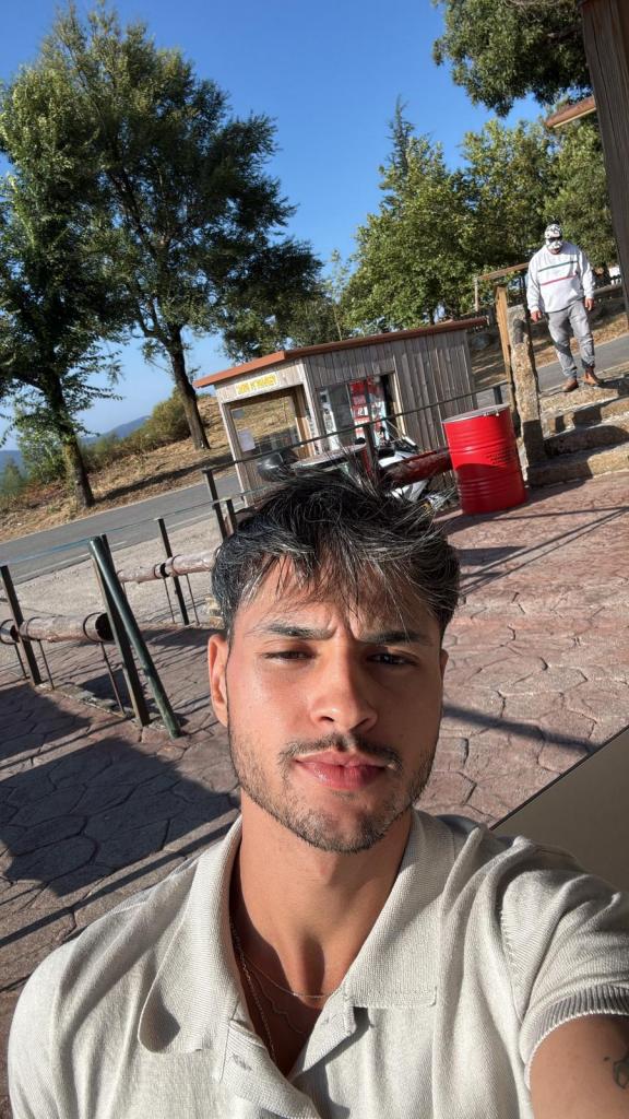 602094971: Chico busca chica en Lugo