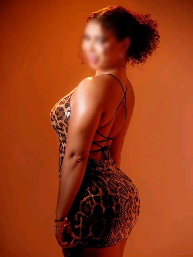 Chica busca chico en Sevilla: 