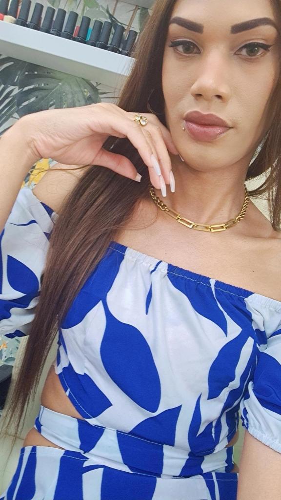 642213309: Transexual en Sevilla