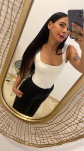 610168254: Chica busca chico en Cádiz