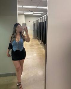 742075338: Chica busca chico en Almería