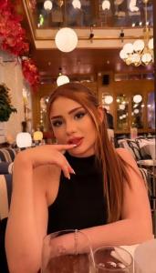 604275569: Chica busca chico en Segovia