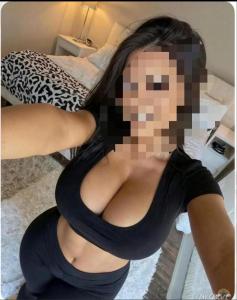 611325664: Chica busca chico en Málaga