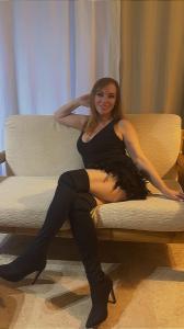 647026795: Chica busca chico en Alicante