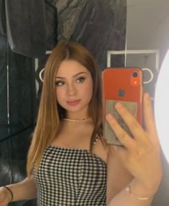 604275569: Chica busca chico en Segovia