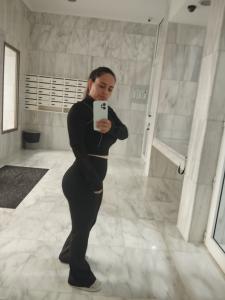 687473967: Chica busca chico en Alicante