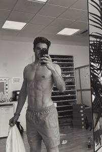 677687020: Chico busca chica en Madrid