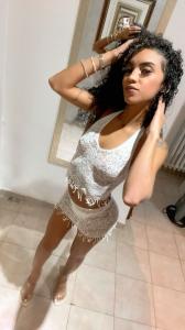 674828388: Chica busca chico en Málaga