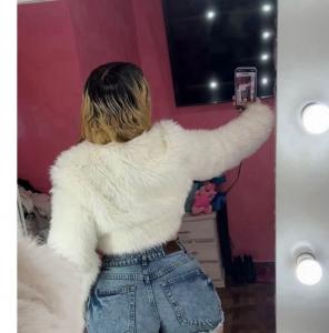 617210471: Chica busca chico en Madrid