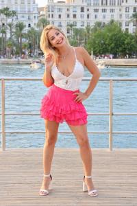 613829154: Chica busca chico en Valencia