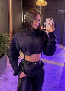 610638475: Chica busca chico en Málaga