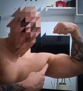 674572938: Chico busca chica en La Coruña