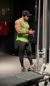 632235799: Chico busca chica en Madrid