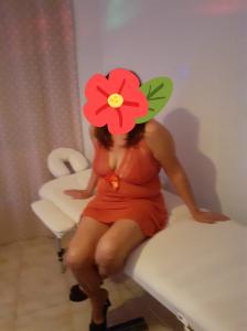 698372645: Chica busca chico en Cáceres