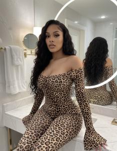 643757297: Chica busca chico en Mallorca