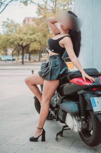 631501345: Chica busca chico en Valencia