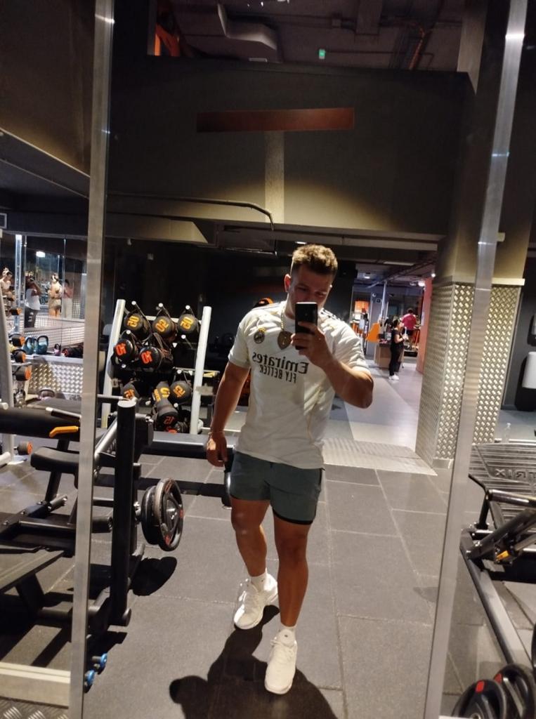 607014554: Chico busca chica en Málaga