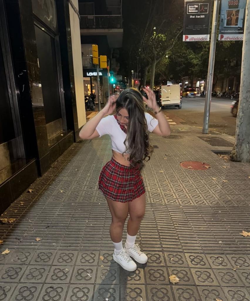 672992390: Chica busca chico en Murcia