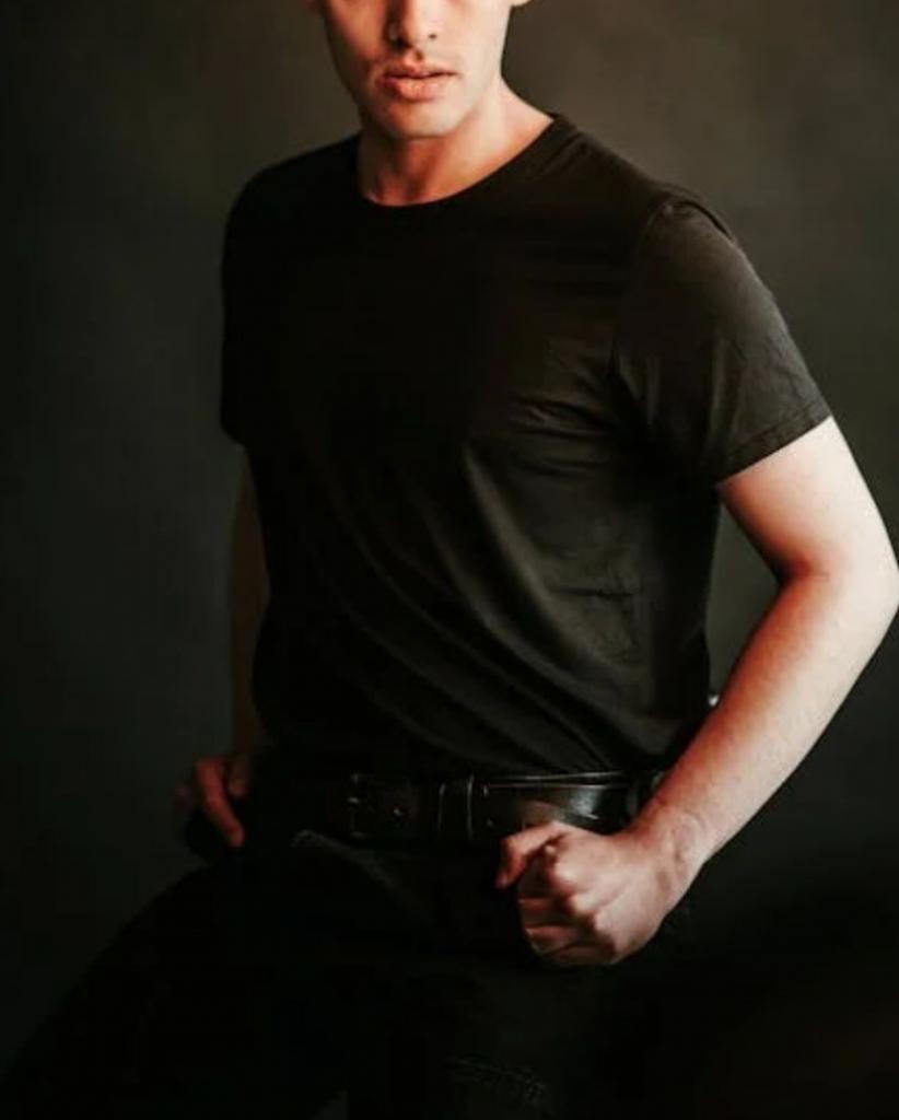 Chico busca chica en Sevilla: 