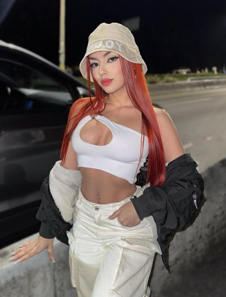 672535880: Chica busca chico en Murcia