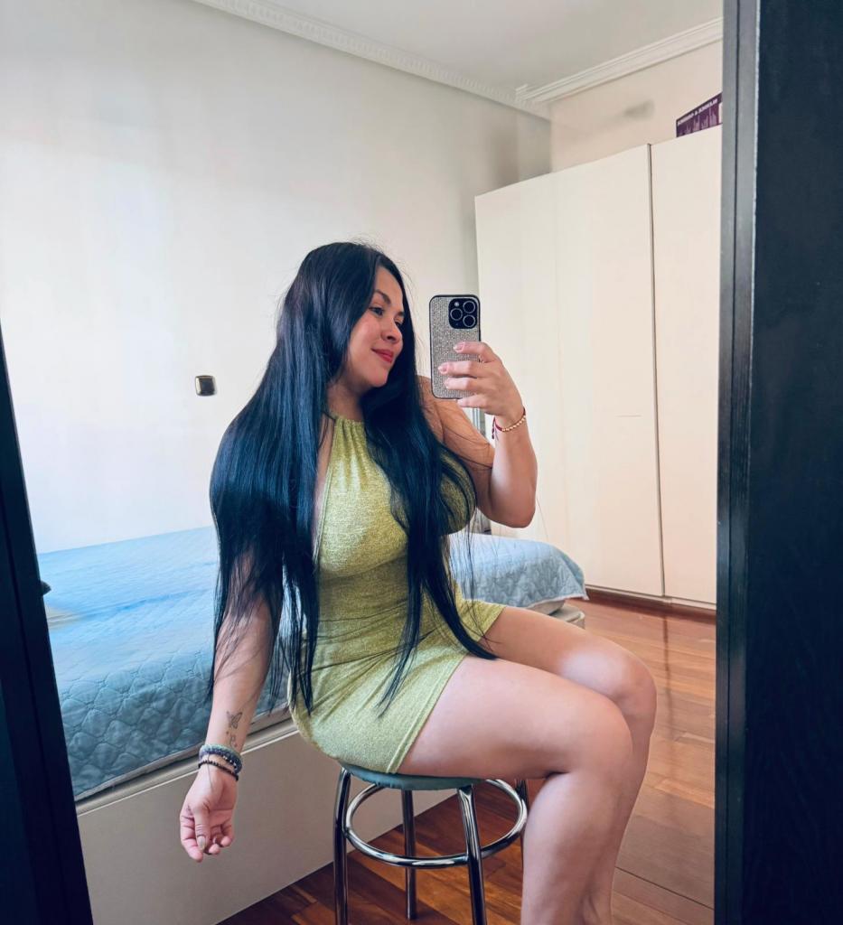 637103542: Chica busca chico en León