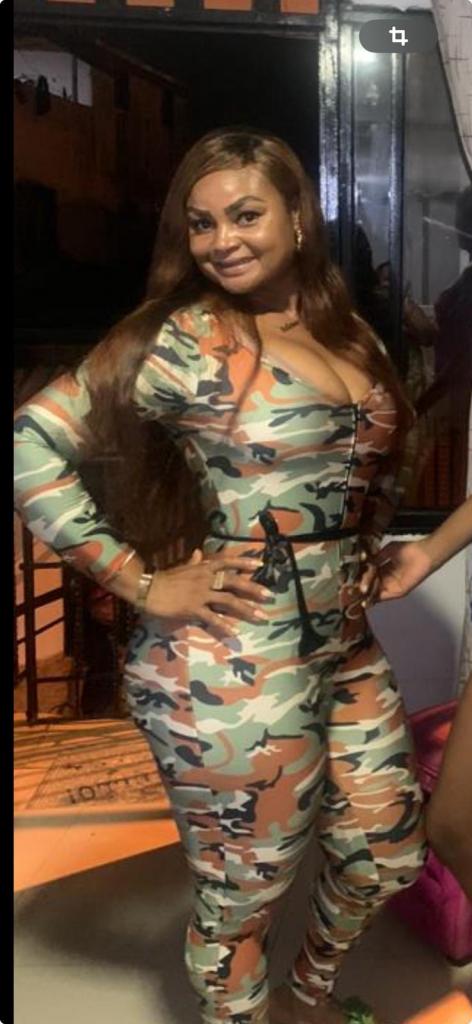 643224617: Chica busca chico en Valencia