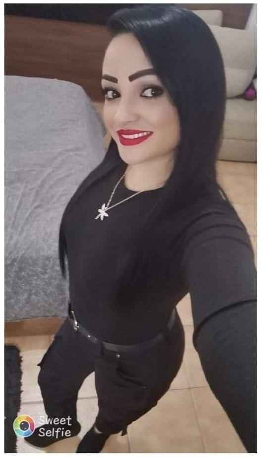 Chica busca chico en Sevilla: Chica busca chico