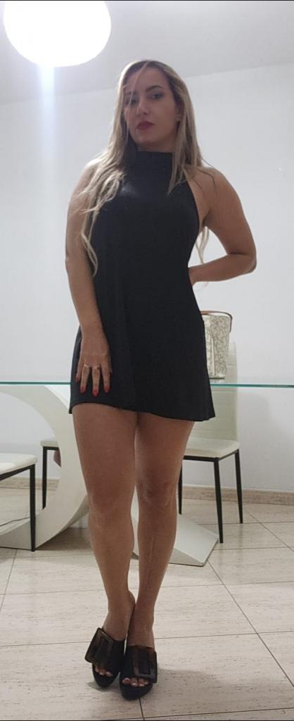 674810309: Chica busca chico en Sevilla