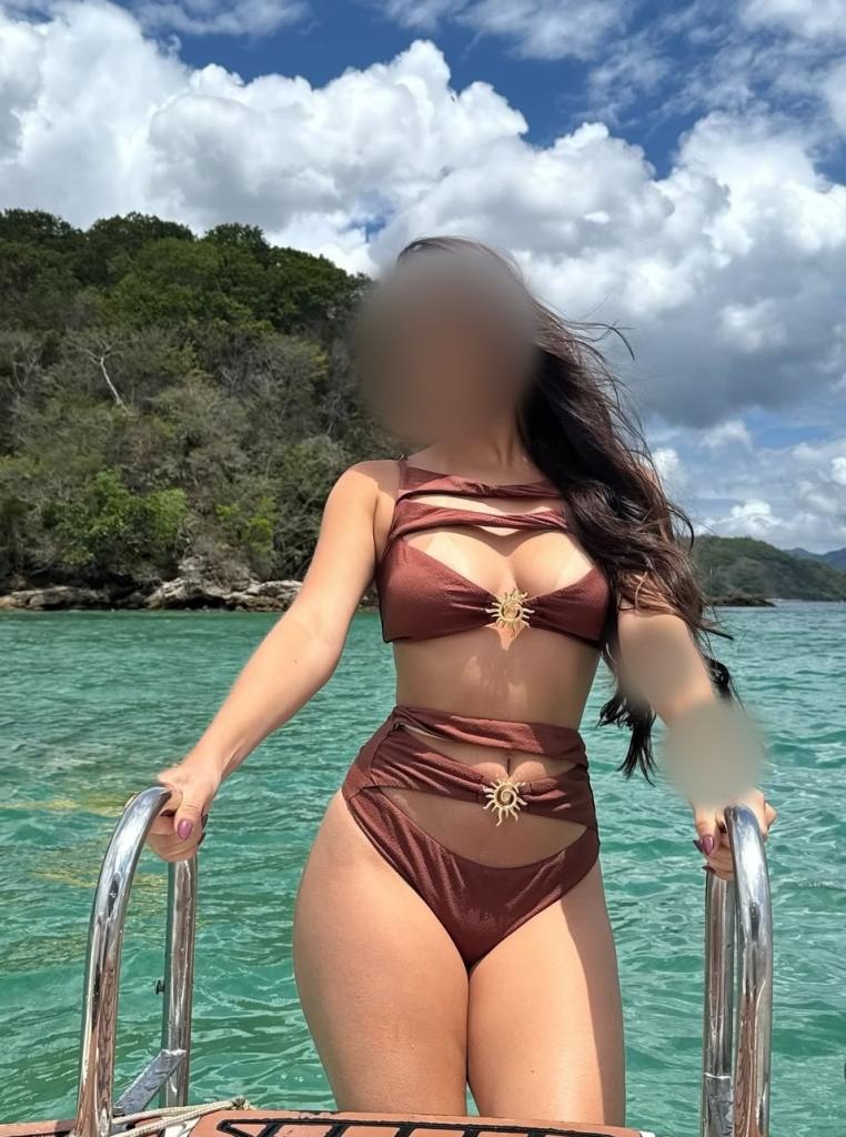 Chica busca chico en Alicante: Chica busca chico