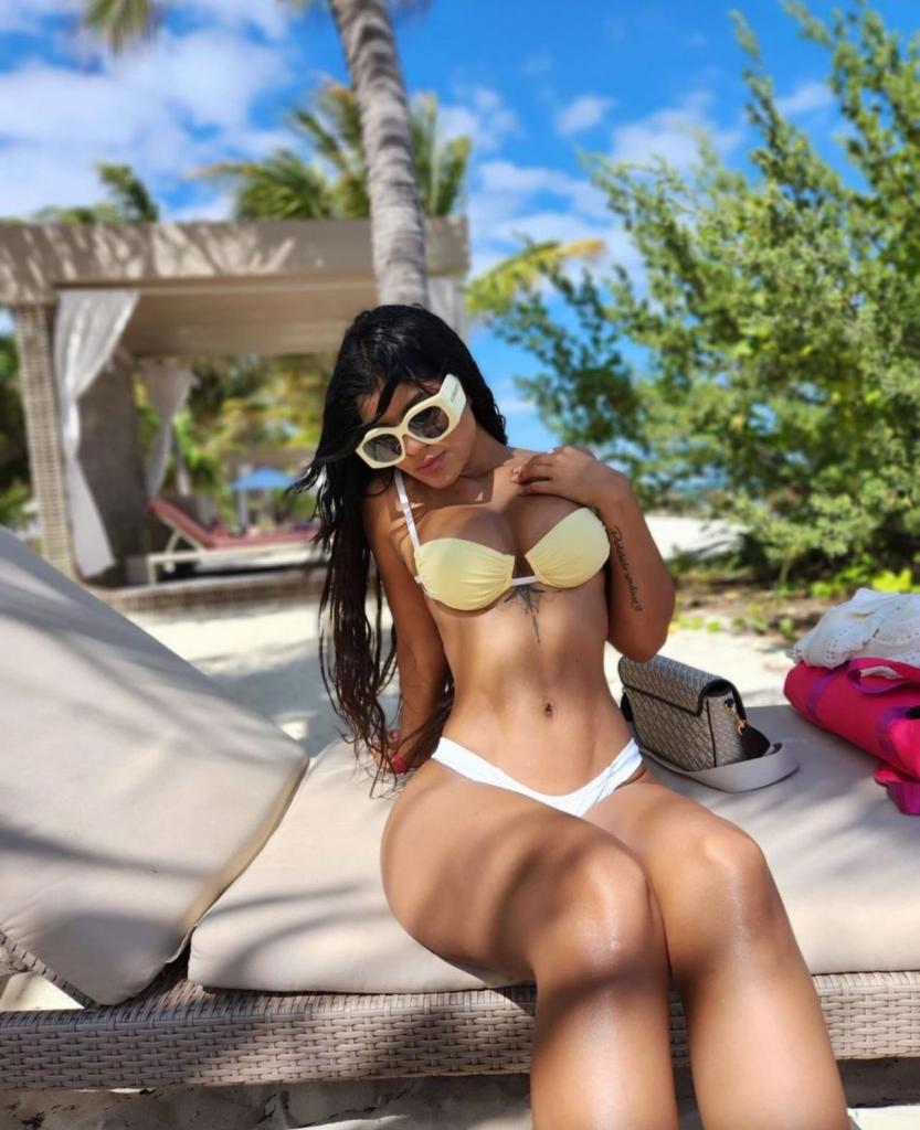 632927895: Chica busca chico en Murcia