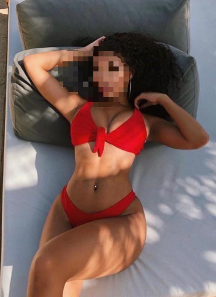 Chica busca chico en Pontevedra: 