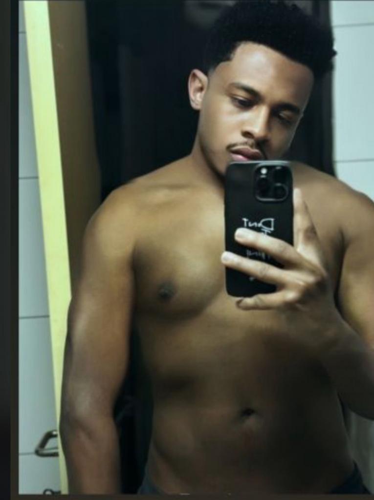 Chico busca chica en Málaga: 