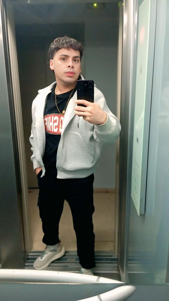 Chico busca chica en Málaga: 