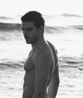 677687020: Chico busca chica en Madrid