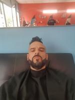 697155343: Chico busca chica en Valencia