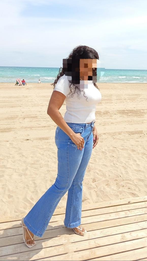 645851498: Chica busca chico en Alicante