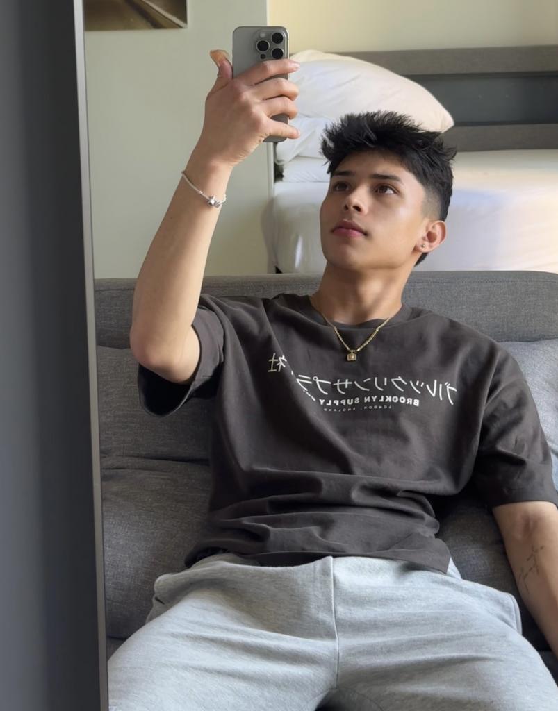 Chico busca chica en Mallorca: 