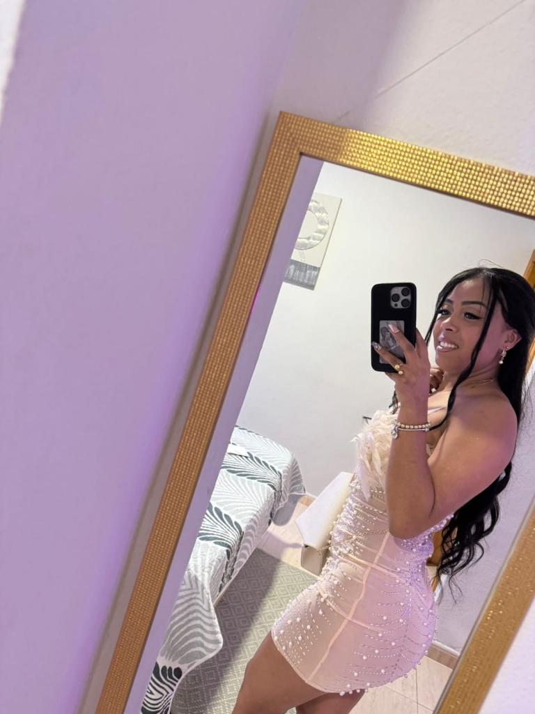 685416147: Chica busca chico en Valencia