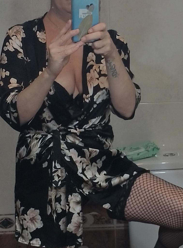 624356153: Chica busca chico en Barcelona