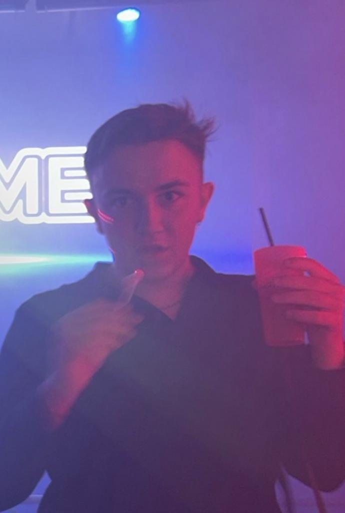 658870790: Chico busca chica en Salamanca