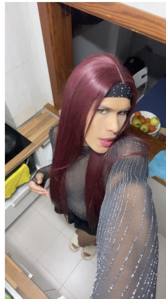 647088787: Transexual en Menorca