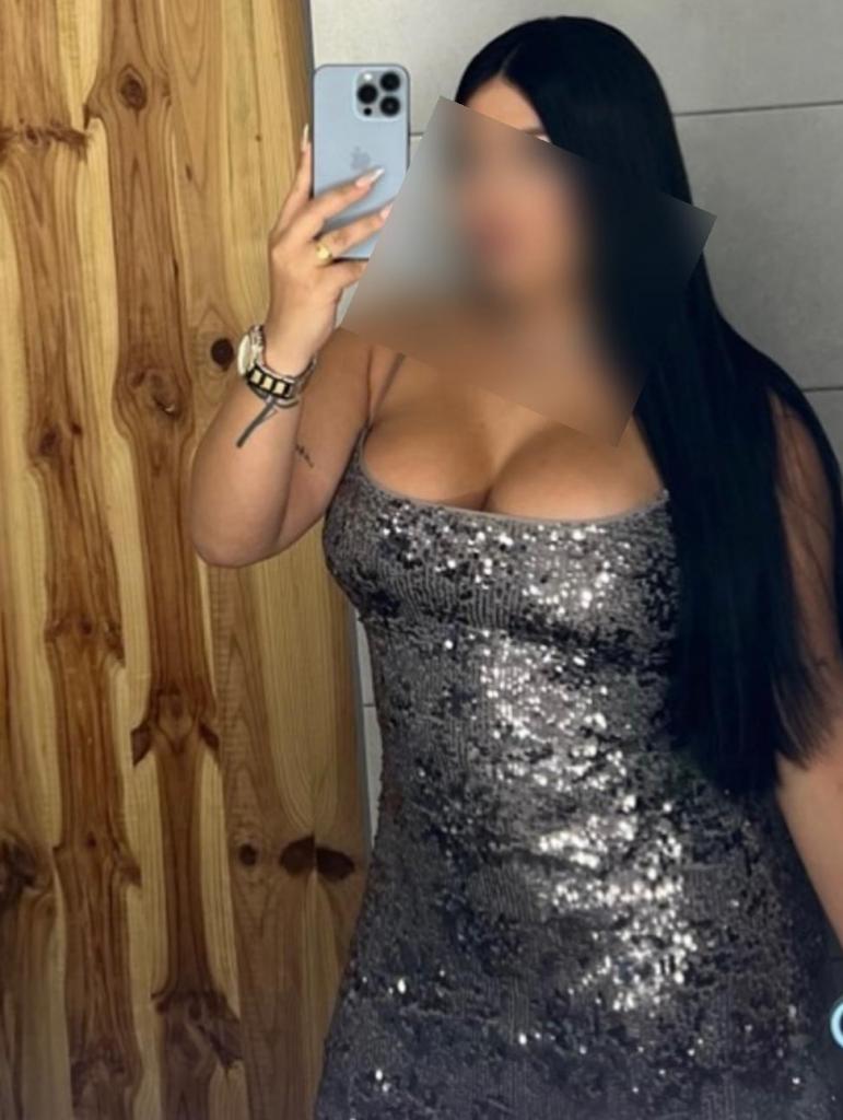 641006785: Chica busca chico en Zaragoza