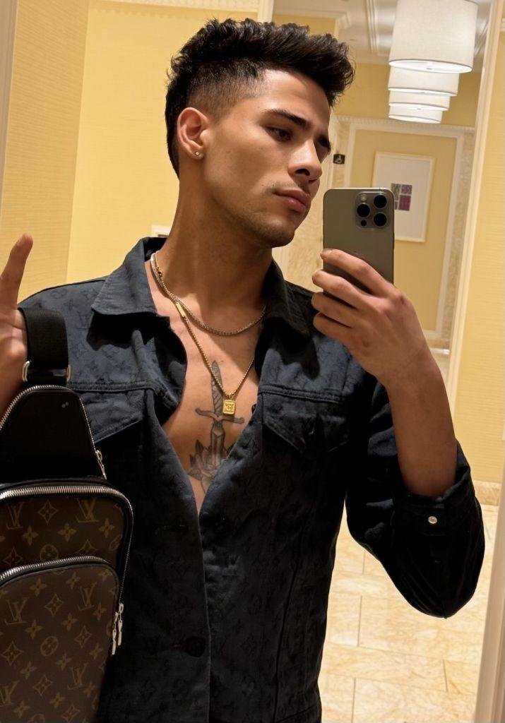 Chico busca chica en Málaga: 