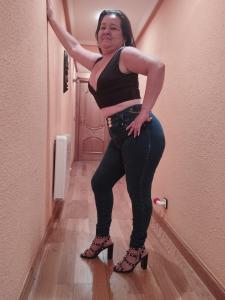 643053704: Chica busca chico en Lugo