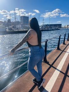 641909239: Chica busca chico en Pontevedra